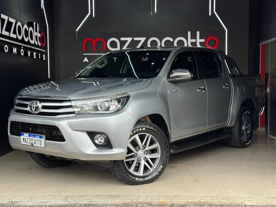 TOYOTA HILUX 2.8 SRX 4X4 CD 16V DIESEL 4P AUTOMÁTICO